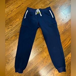 Figs navy joggers SZ small